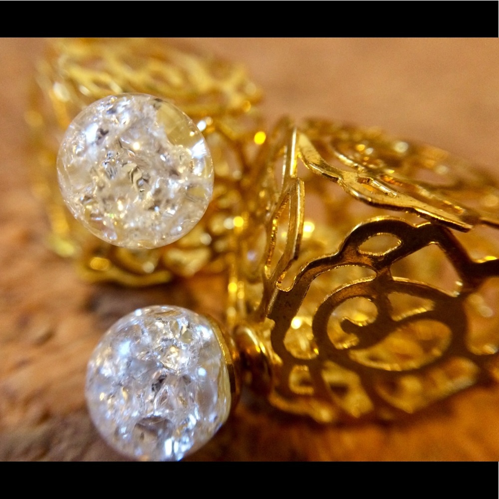 Golden, double-sided, crystal box earrings!